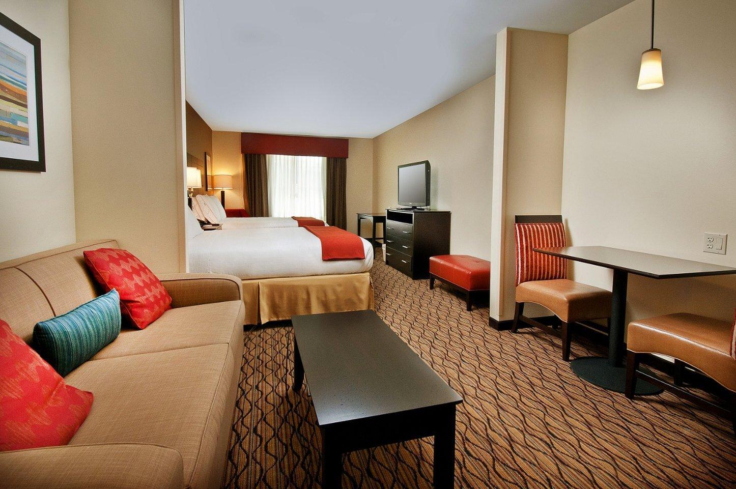 Holiday Inn Express Hotel And Suites Pearsall By Ihg Exterior foto
